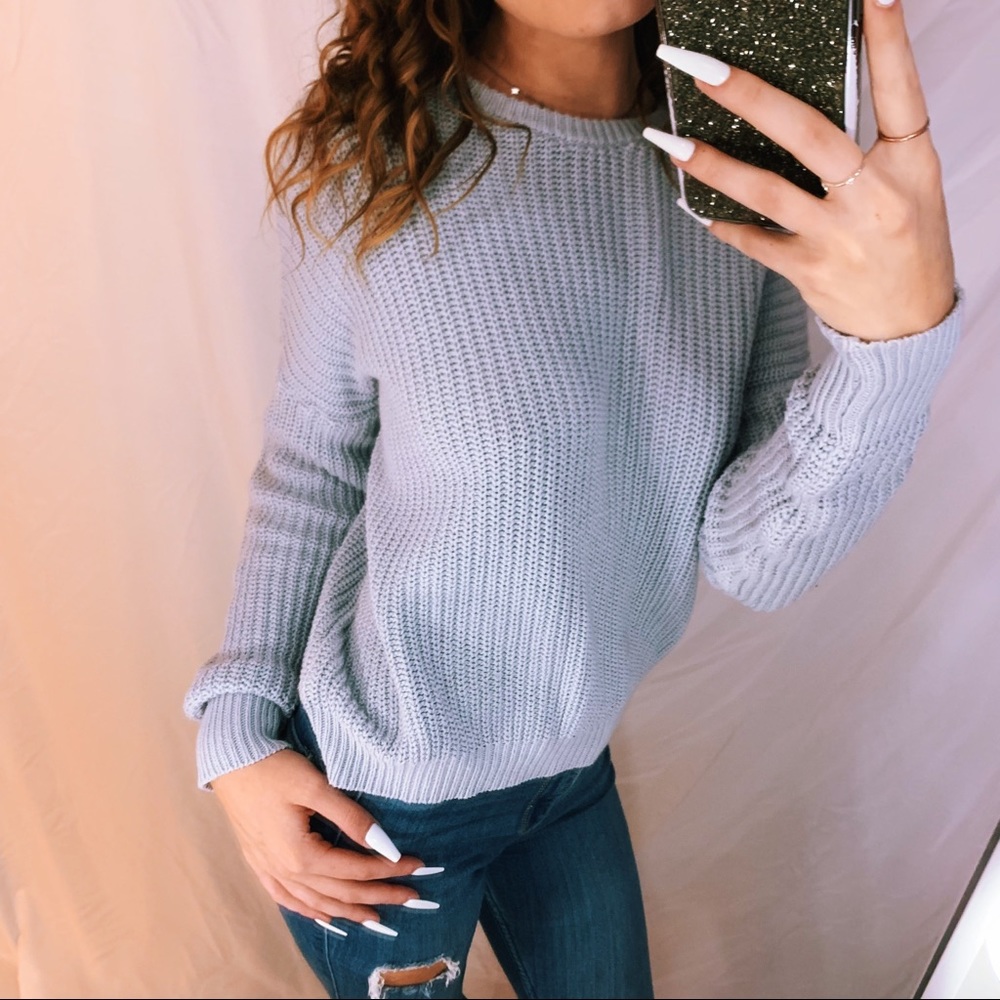 💙🤍Brandy Melville light blue sweater🤍💙